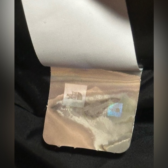 The North Face Men's Charcoal Puffer Jacket - Picture 12 of 12